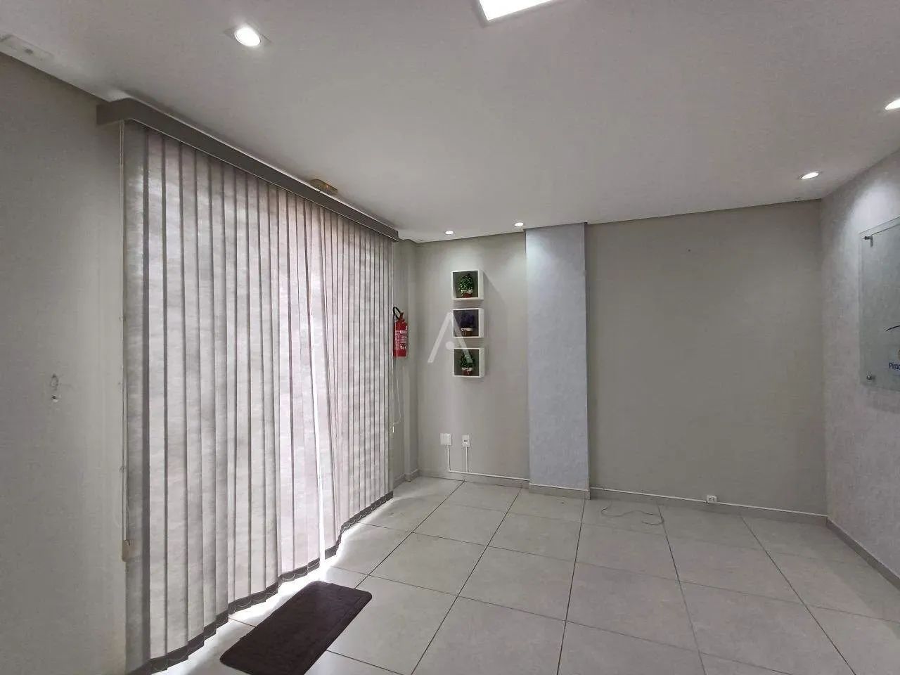 Sala comercial para locação no centro de Cascavel - Foto 5