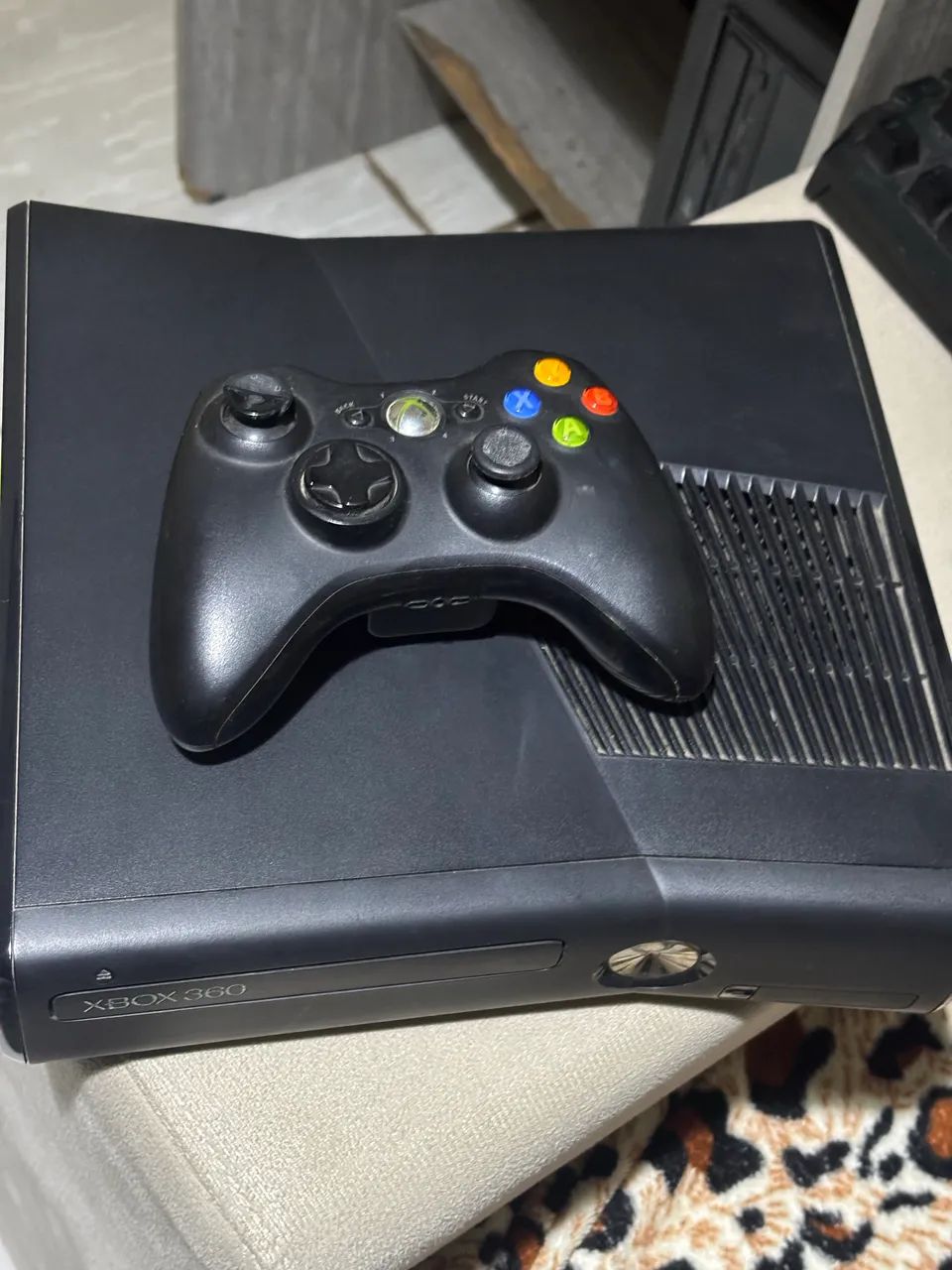 Xbox 360 4gb (desbloqueado) - Foto 3
