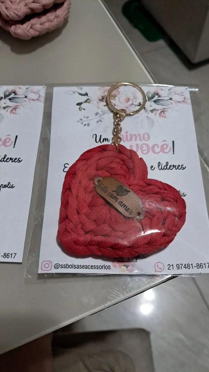 Chaveiros vários modelos e cores.  - Foto 4