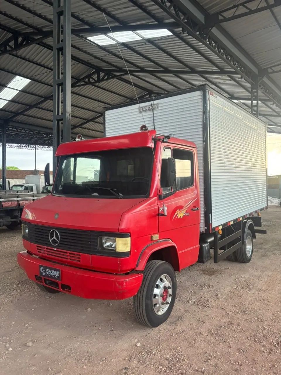 710 ano 2003 bau 