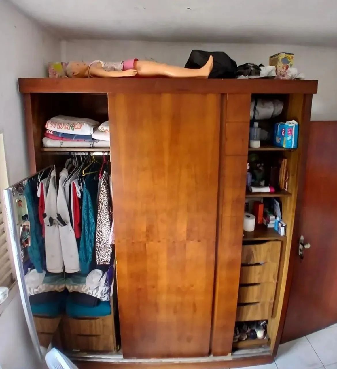 Guarda roupa estilo maciça 
