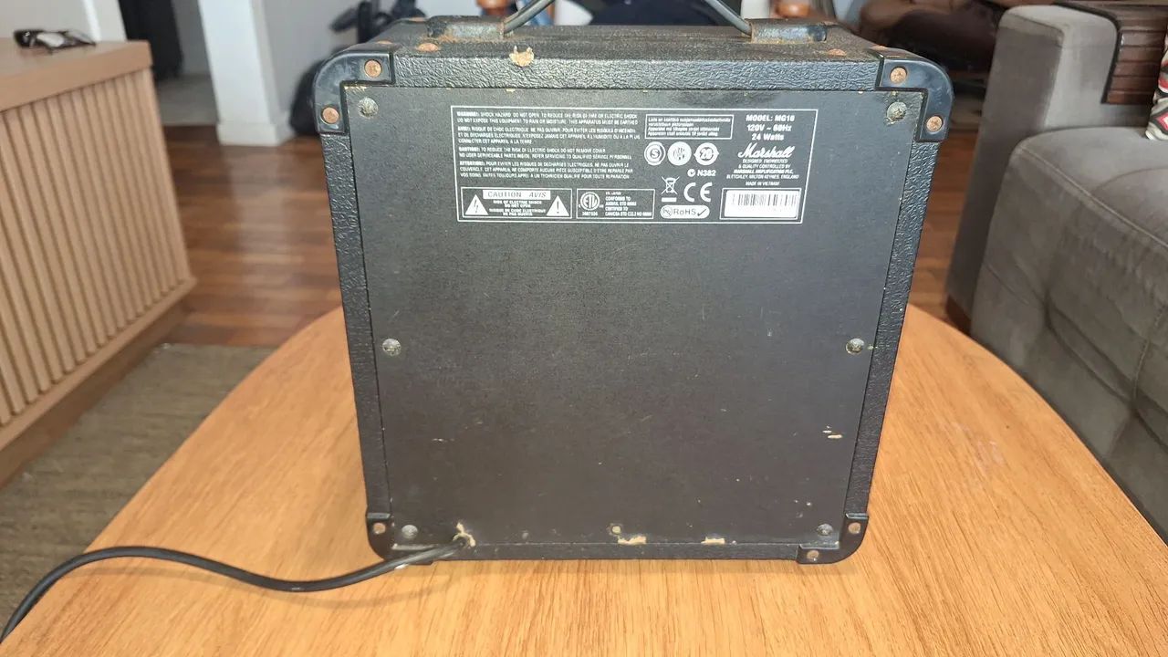 Amplificador Marshall MG10 - Foto 3