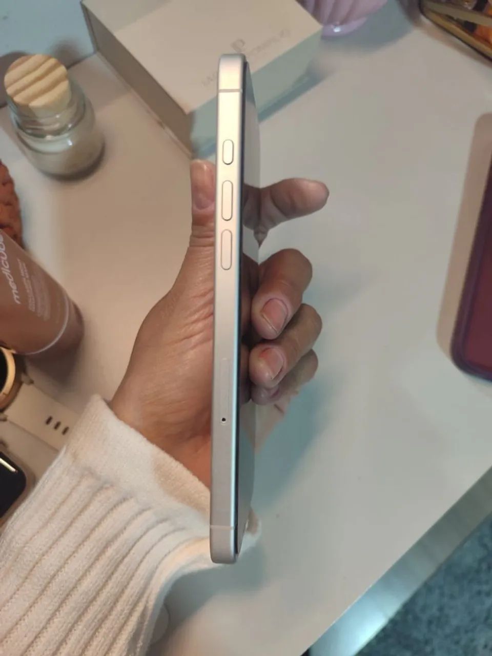 IPhone 16 plus 128g - Foto 3