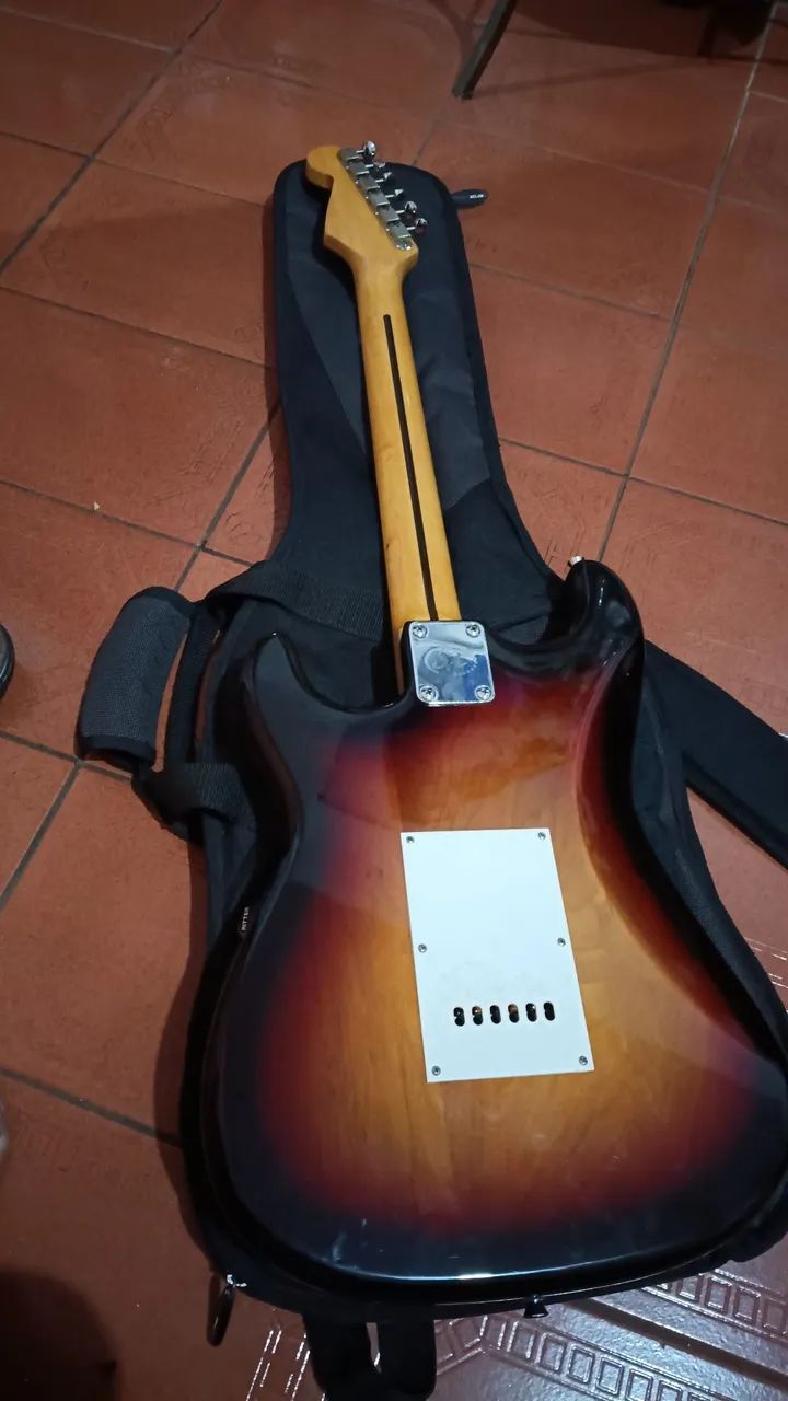 Guitarra sx SST62 - Foto 3