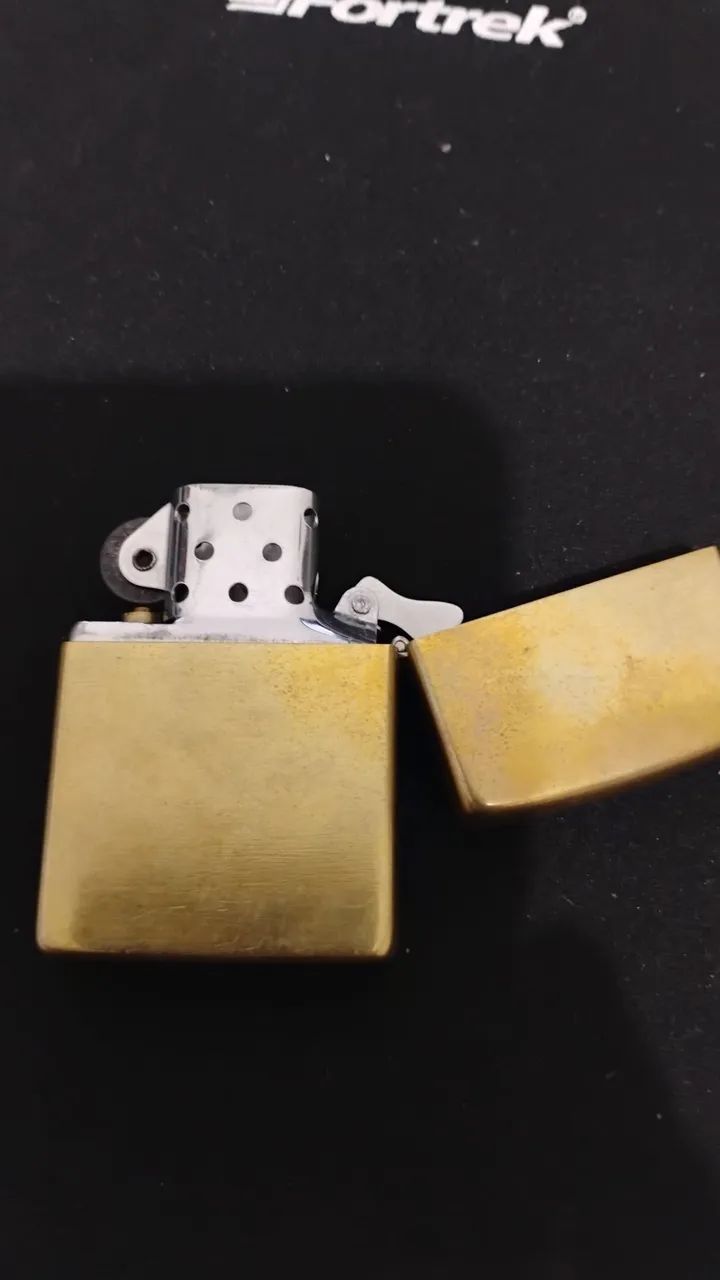 ZIPPO ILLUSTRIOUS 1994  - Foto 4