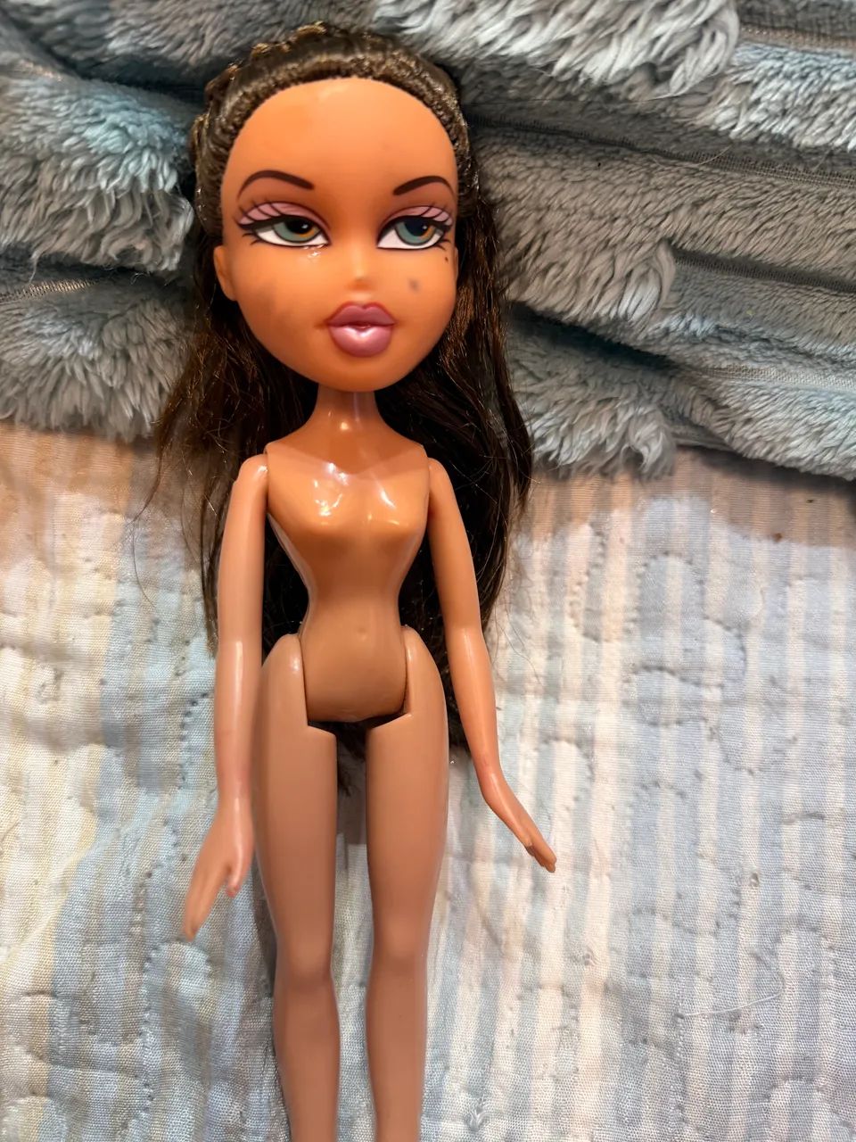BONECA BRATZ SUCATA  - Foto 2