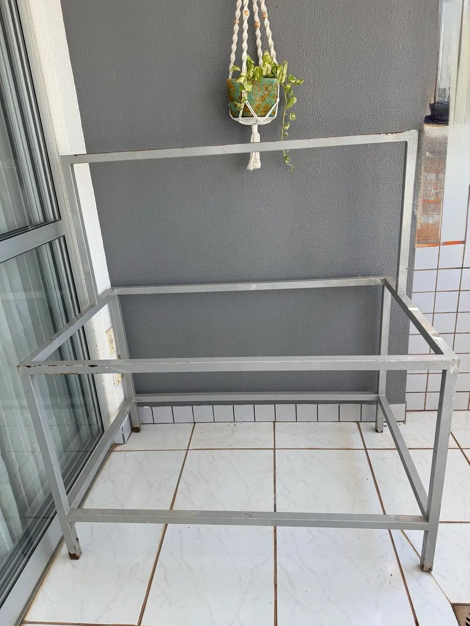Vendo cabideiro/arara de roupas - Foto 2