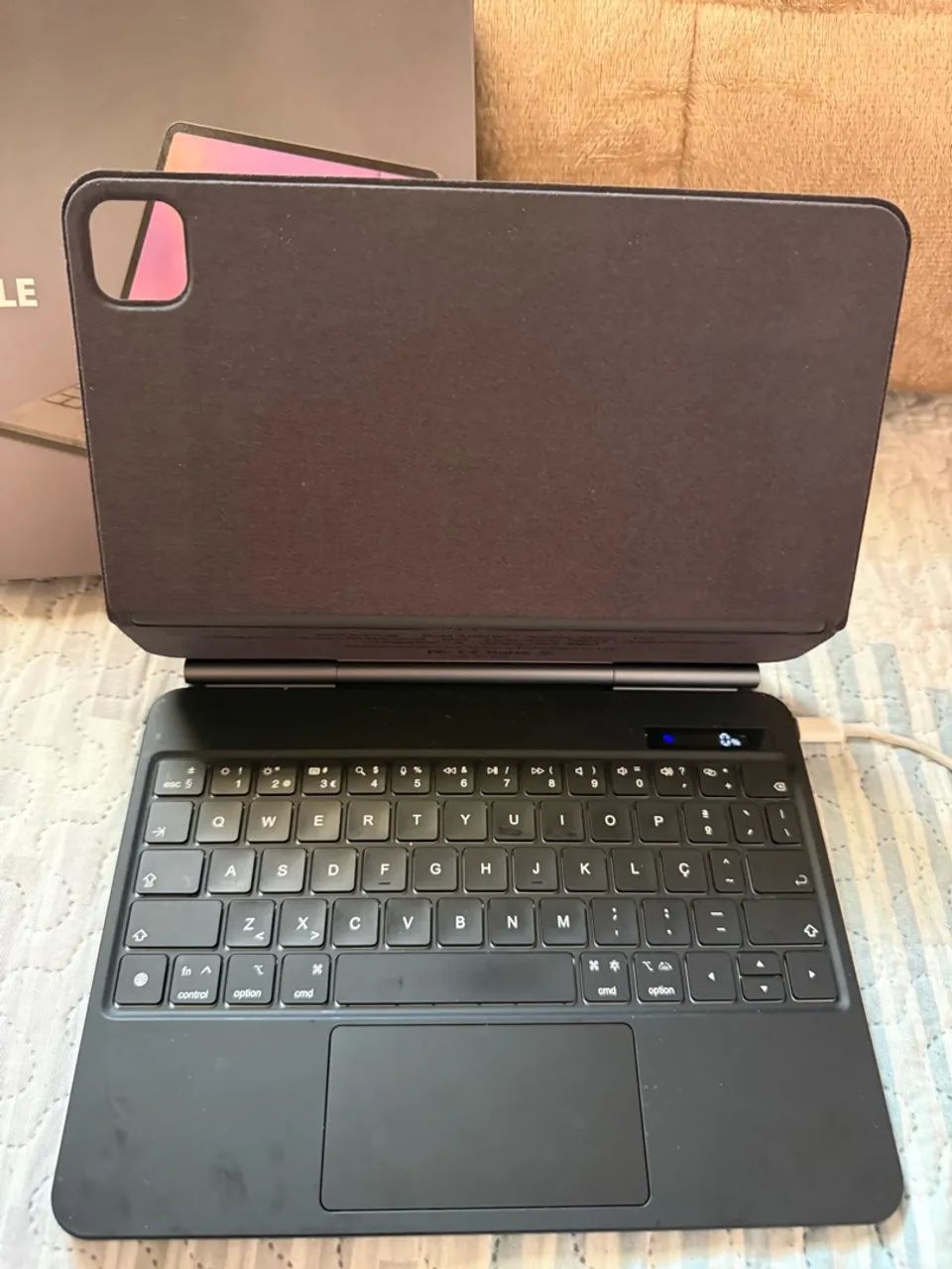 Case Teclado IPad Air 5ª - Foto 4