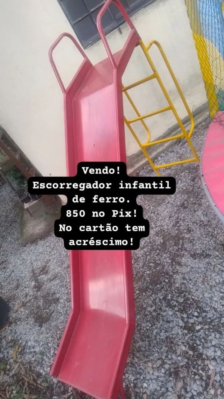 Escorregador infantil 