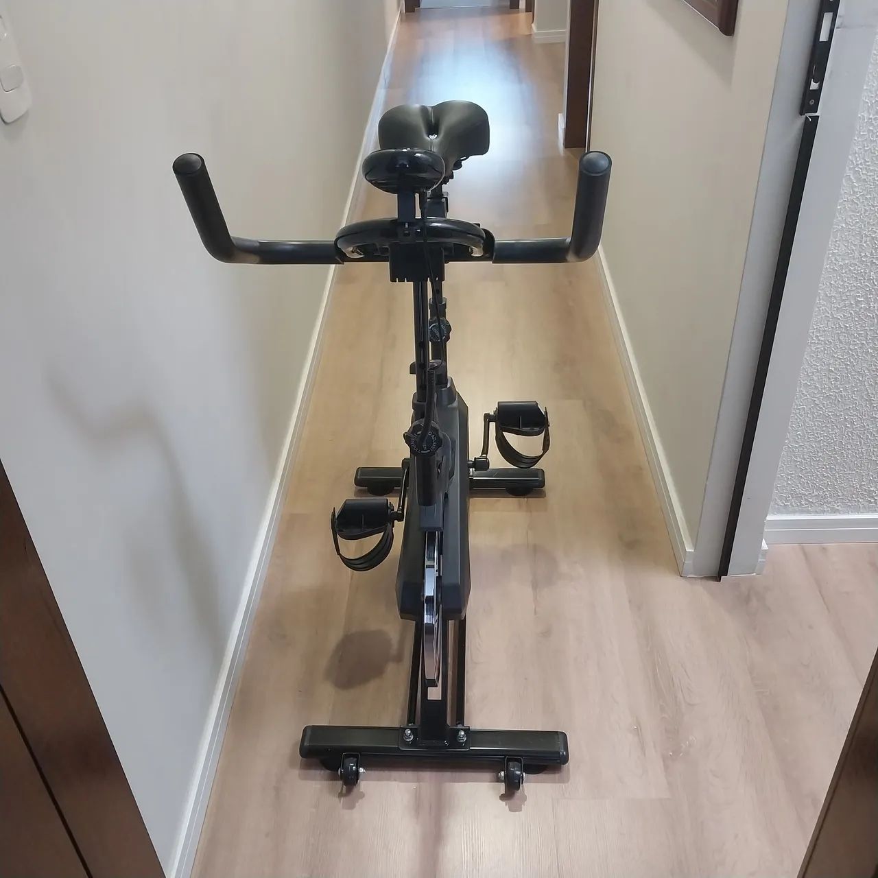 Vende se Bicicleta Ergometrica semi-nova  - Foto 2
