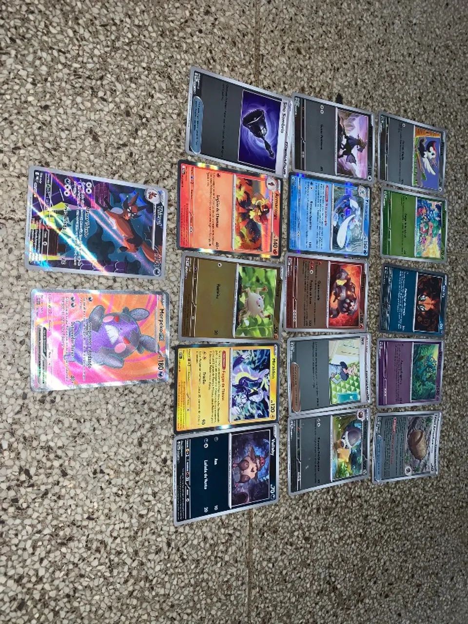 Cartas de Pokémon brilhantes com 2 full art - Foto 4