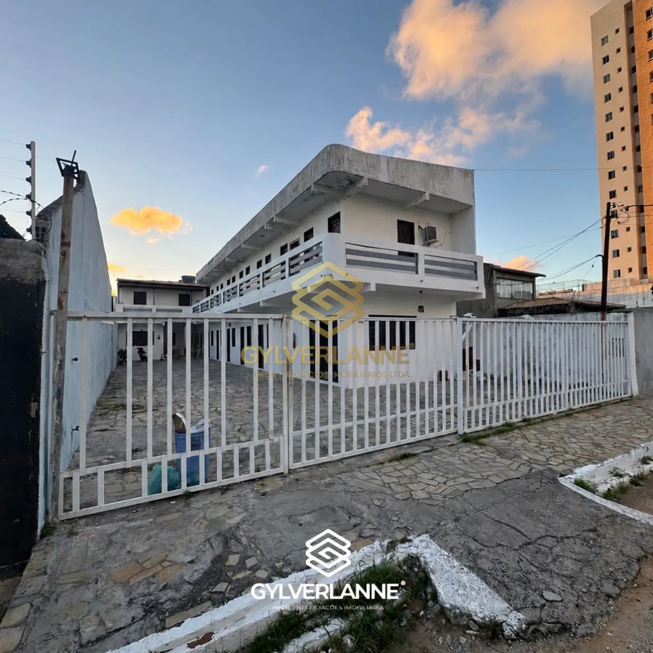 Prédio Comercial para Venda em Atalaia, Aracaju-SE