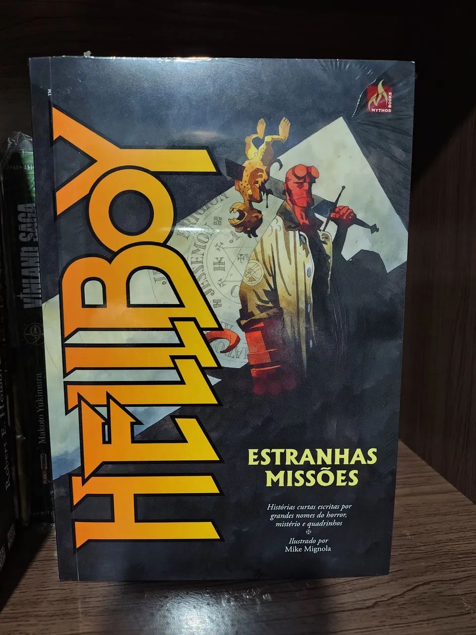 Hellboy estranhas missões livro LACRADO