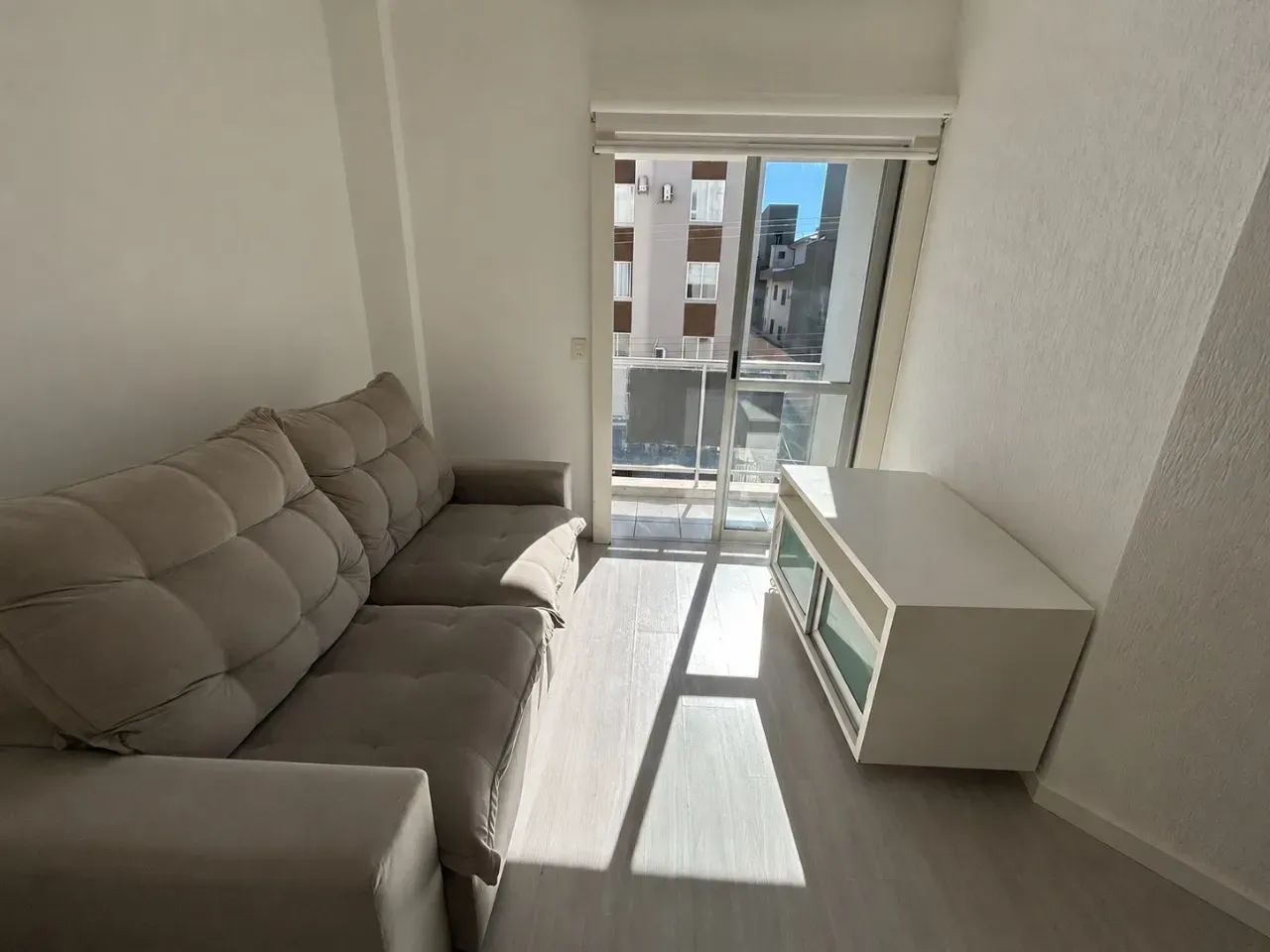 APARTAMENTO 2 DORMITORIOS, SENDO 1 SUITE NO ESTREITO FLORIANOPOLIS SC - Foto 2