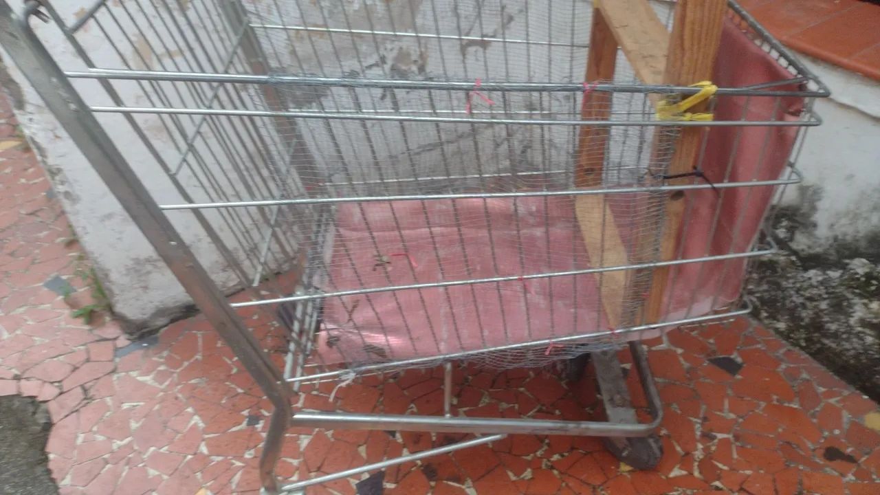 Carrinho de camelô $40 desapego 