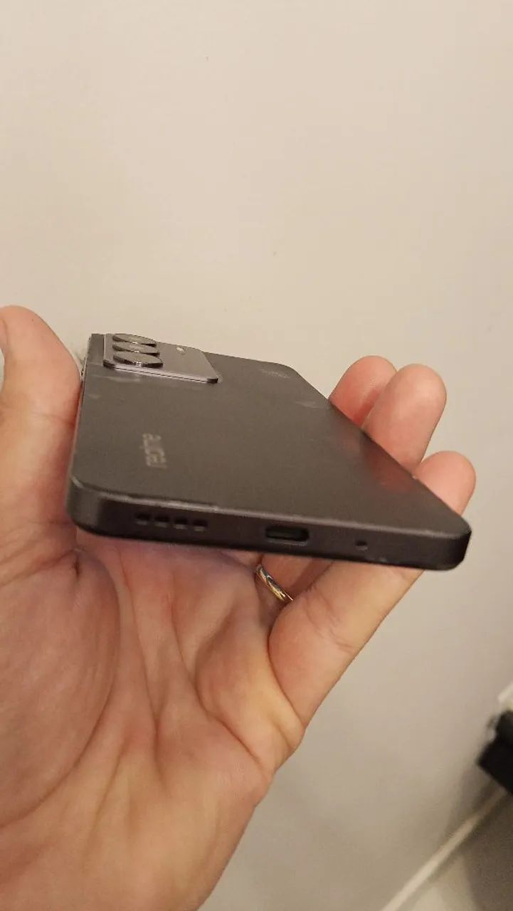 Realme C75 USADO - Foto 3