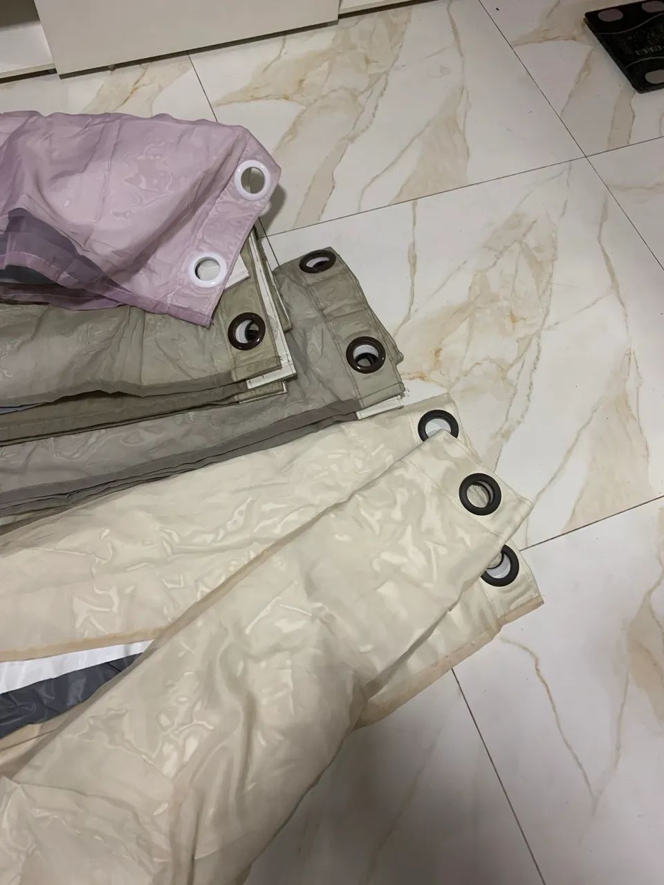 Cinco Cortinas por $100 - Foto 2