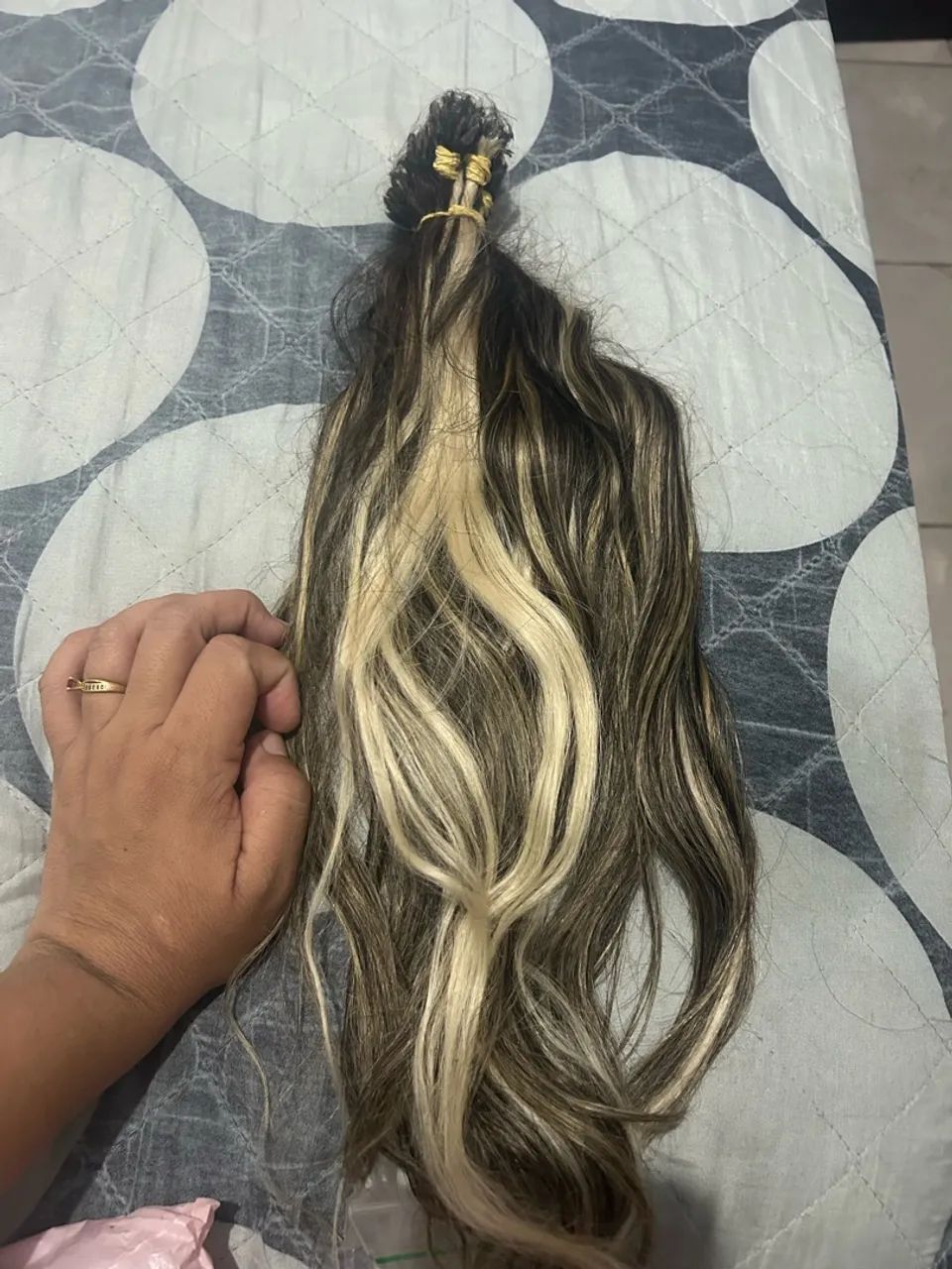 Mega hair