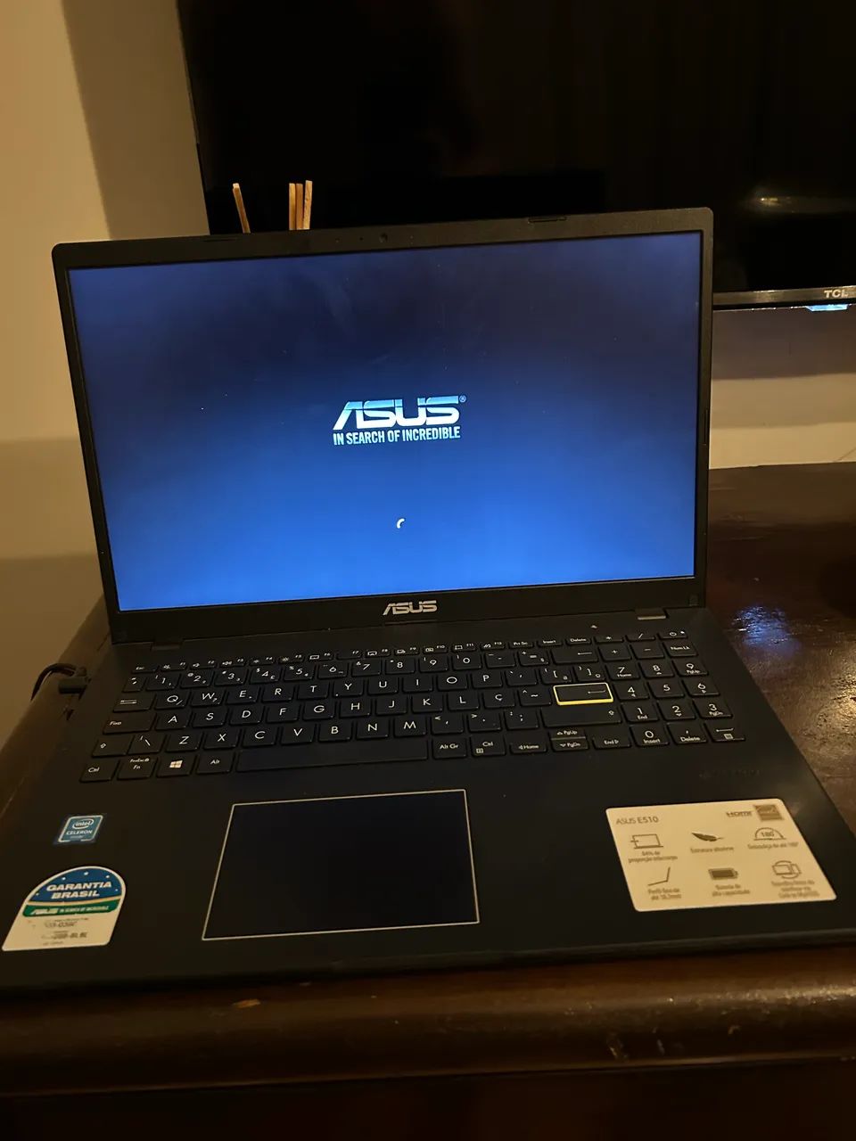 Notebook ASUS E510 