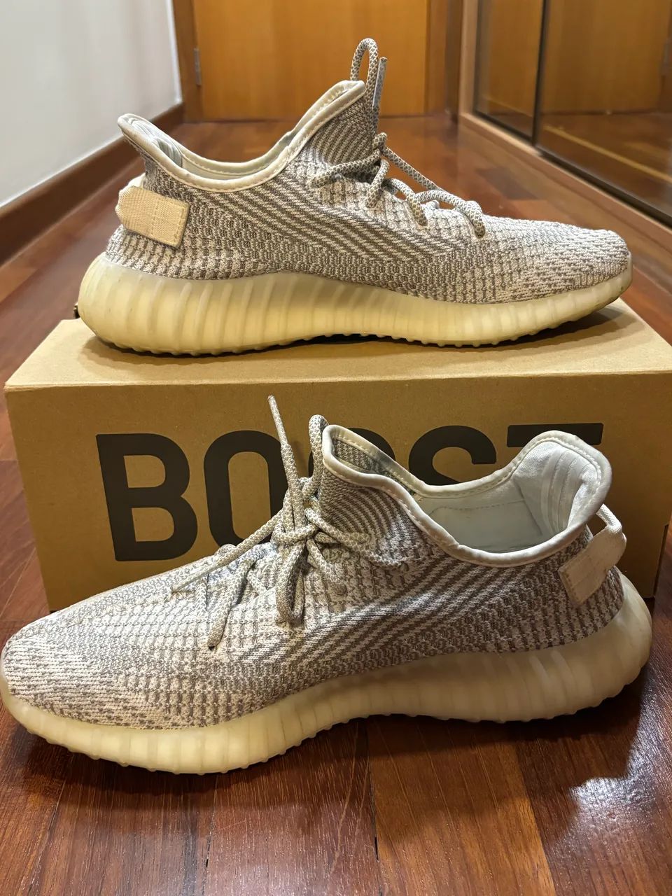 Yeezy 350 V2 Static Non-Reflective  - Foto 2
