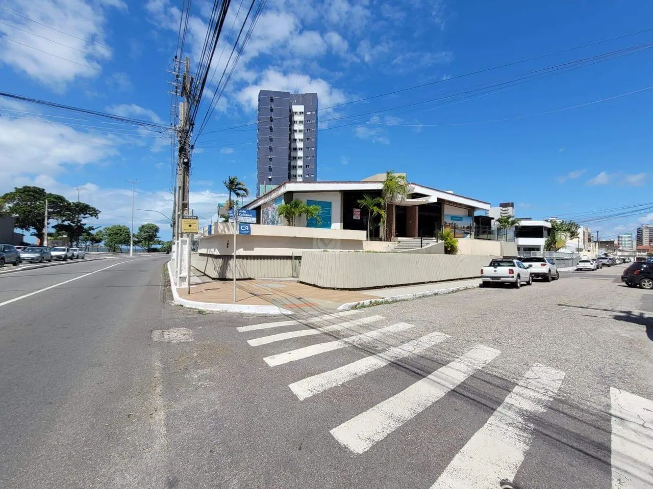 É a oportunidade de ter o seu negócio neste imóvel amplo, sofisticado e bem localizado. - Foto 3