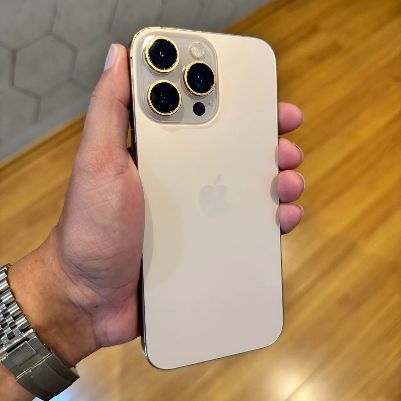 iPhone 16 Pro Max 256gb - Oportunidade  - Foto 2