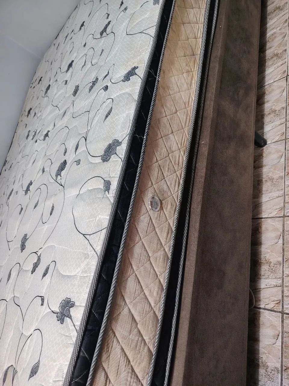 Cama com colchão  e box  - Foto 4