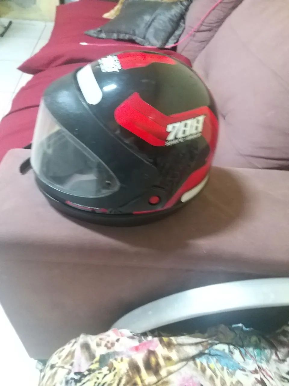 Desapego de capacete pra moto  - Foto 4