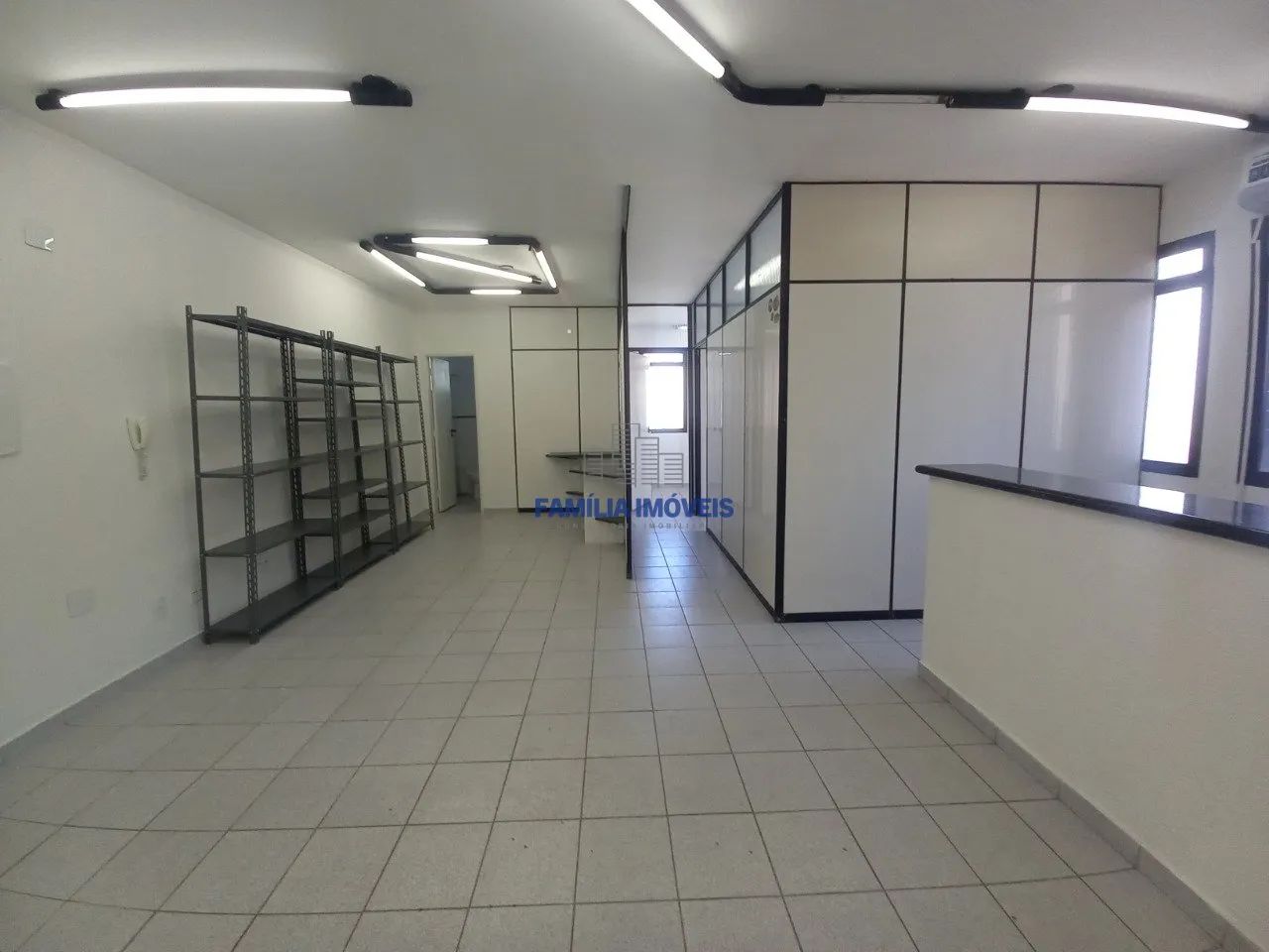 Alugar sala comercial Executive Tower Gonzaga Santos SP - Foto 3