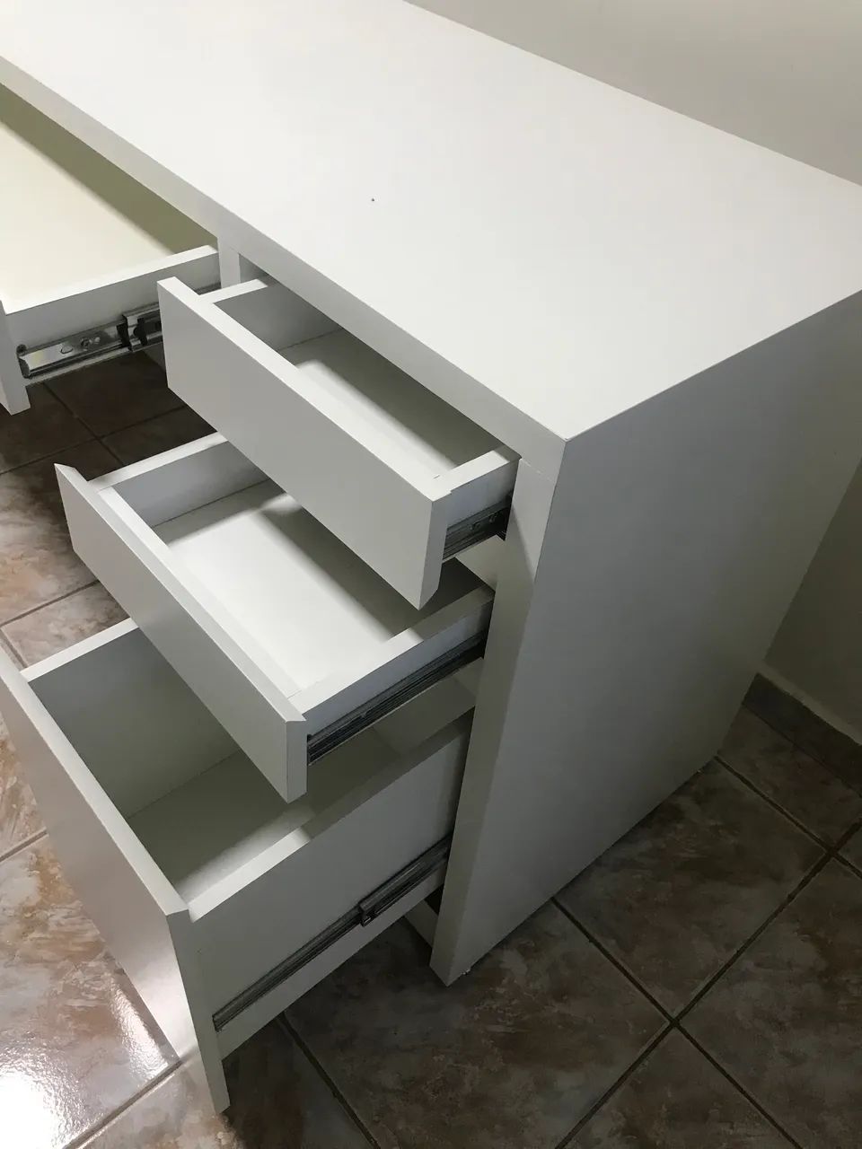 Escrivaninha 100% mdf 65048981270657121