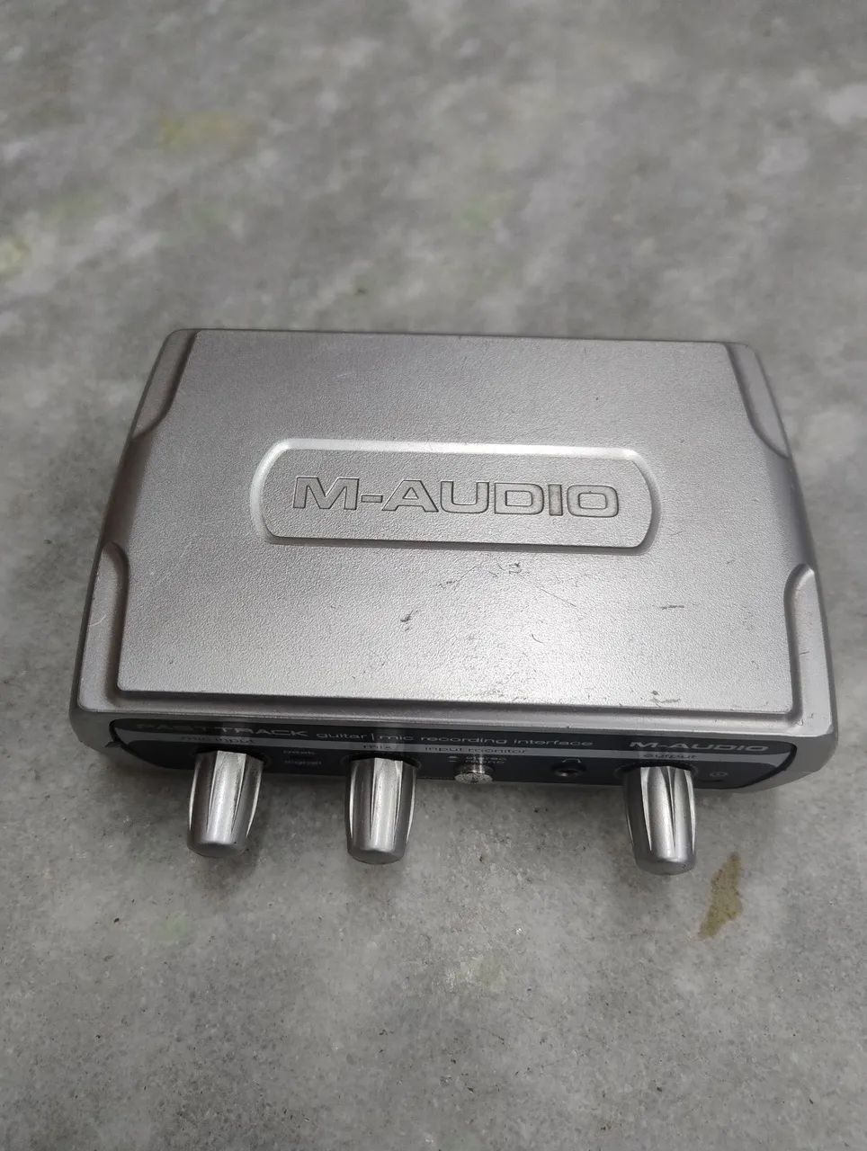 Placa de áudio, Interface Fast Track Guitar MAudio 
