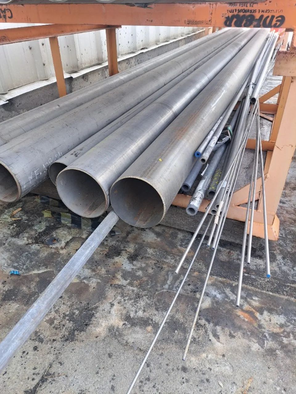 TUBOS DE AÇO INOX.