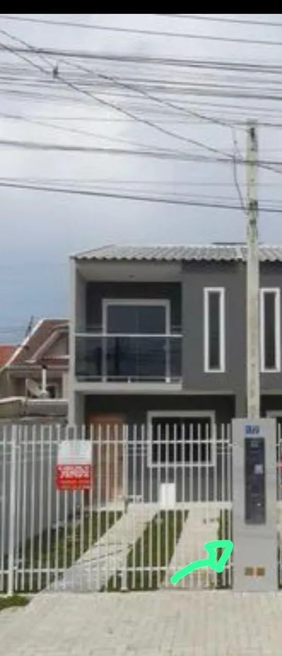 SOBRADO À VENDA 