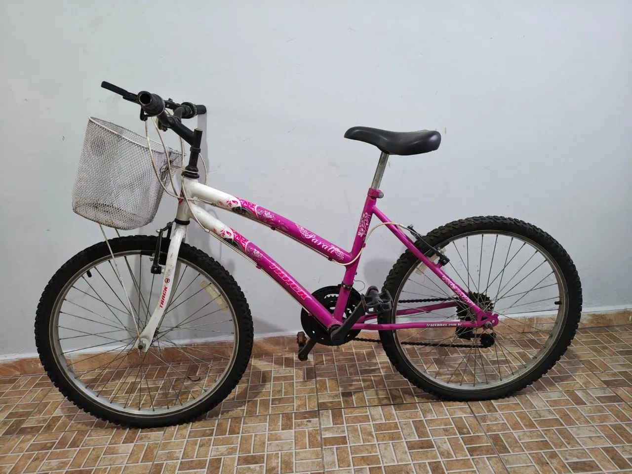 Bicicleta aro 26 feminina com marcha  - Foto 3