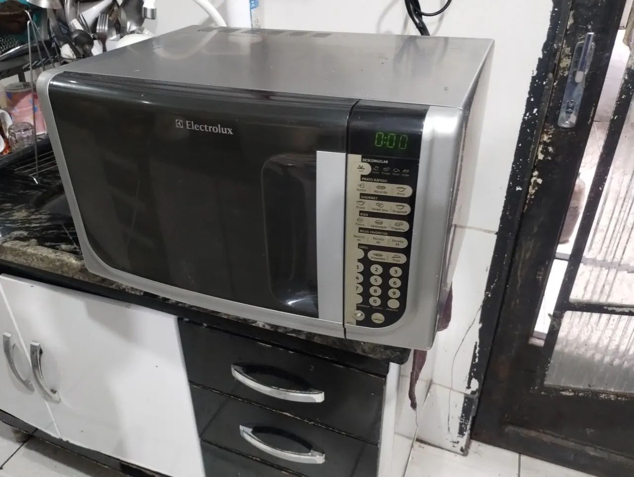 Microondas grill 30L  - Foto 3