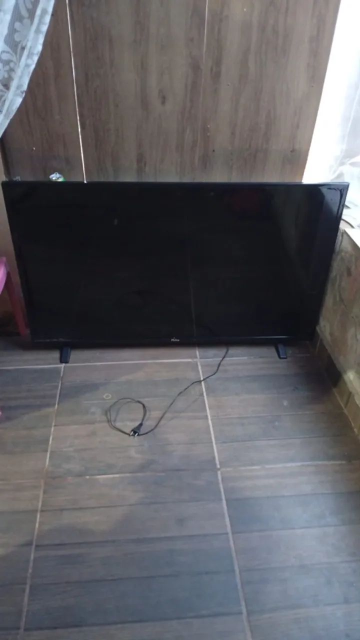 Vendo uma tv Philco com defeito só na tela ou display quebrado 55 polegadas led Philco  - Foto 2