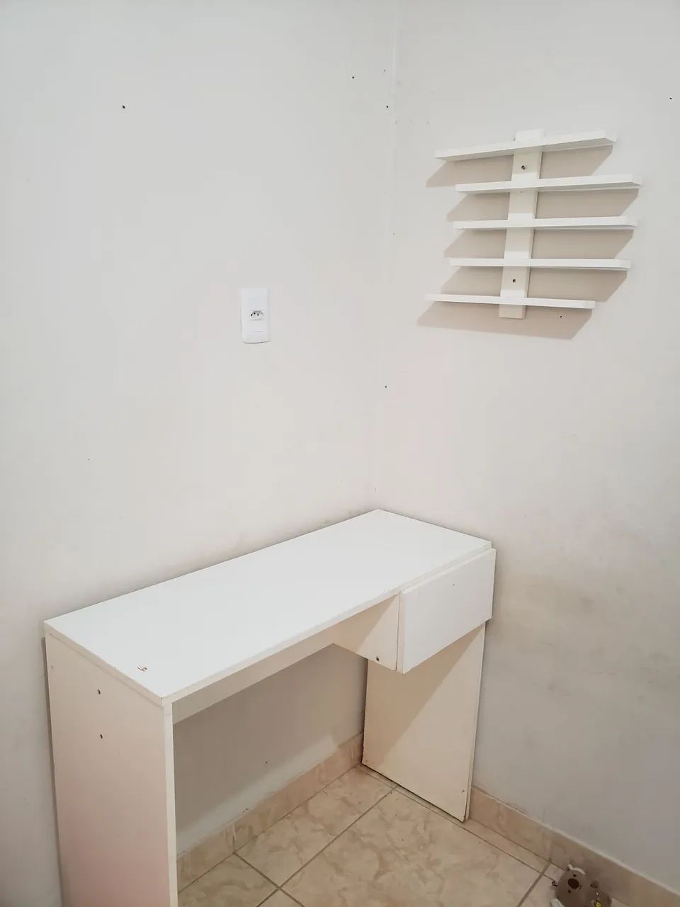 Mesa e suporte