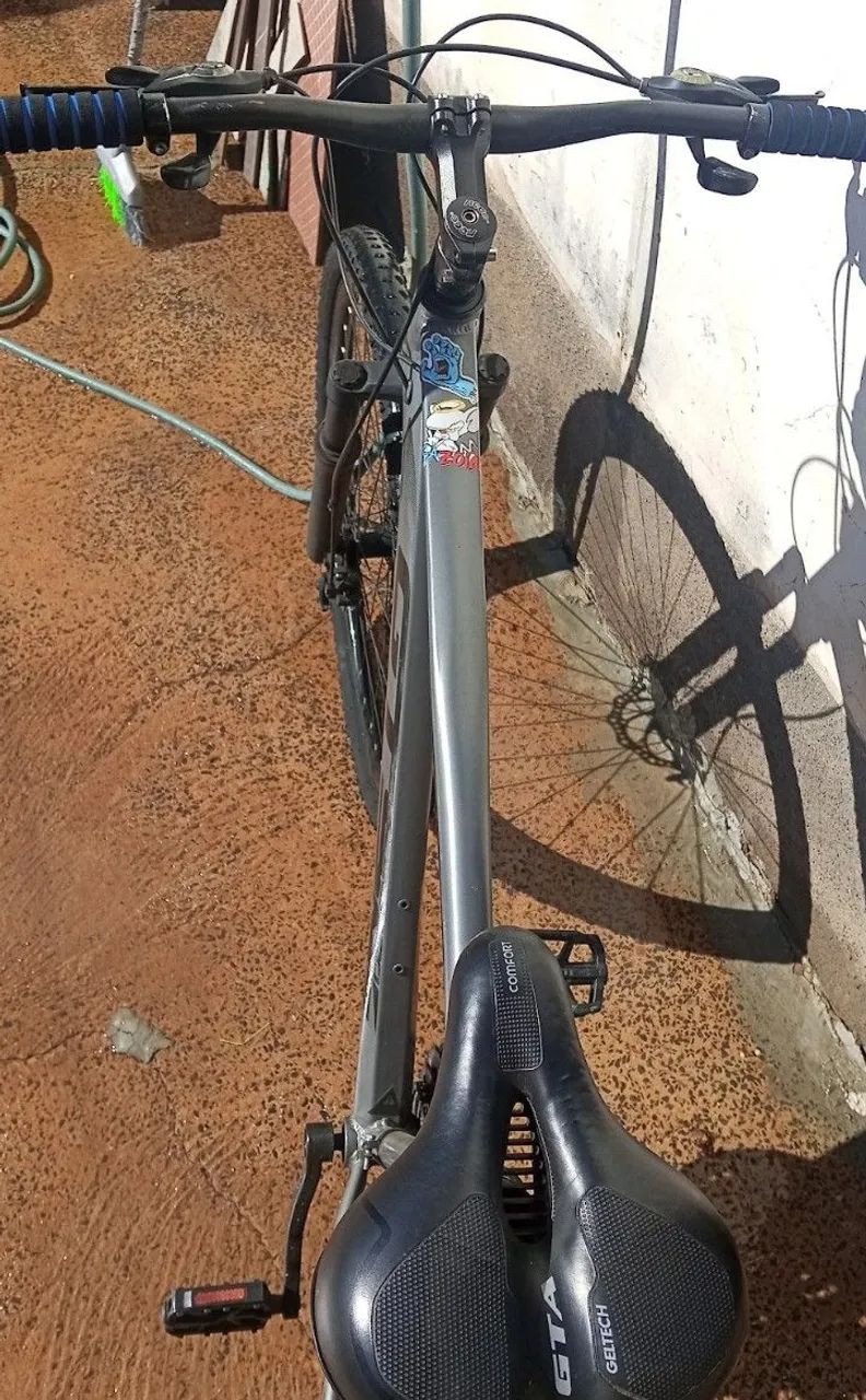 Vende-se bicicleta aro 29  - Foto 3