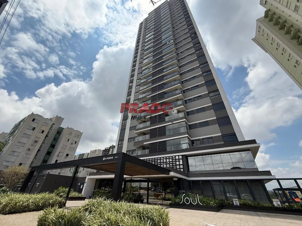 Apartamento para alugar em Maringá, Vila Bosque, com 3 quartos, com 93 m² - Foto 2