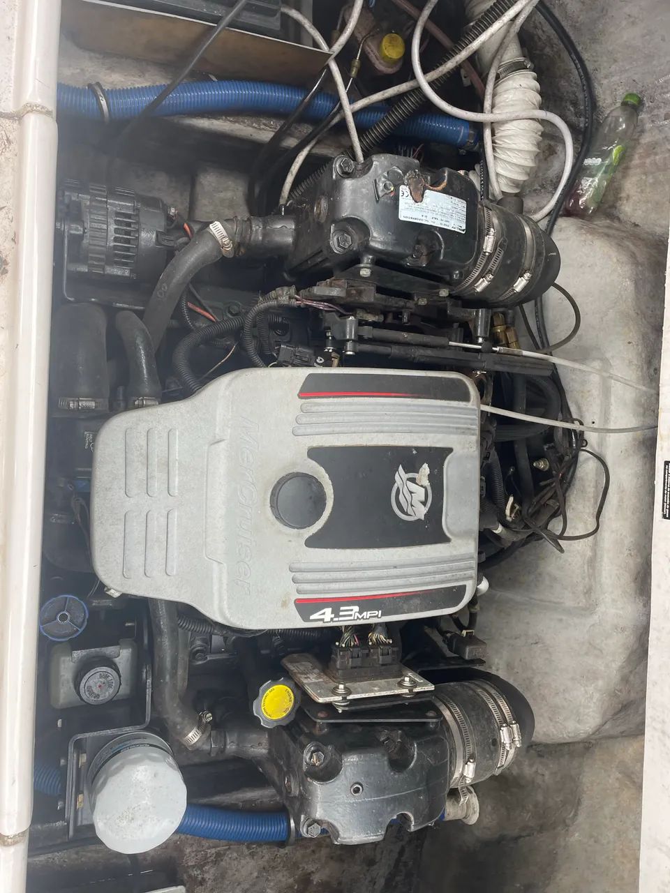 Lancha Focker 21.5 alongada com motor central - Foto 4