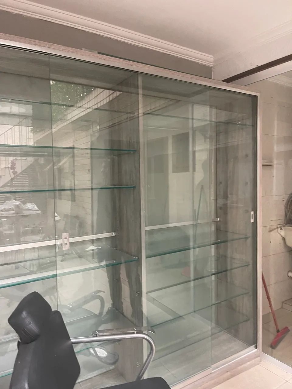 Vitrine expositora de alto padrão planejada  - Foto 5