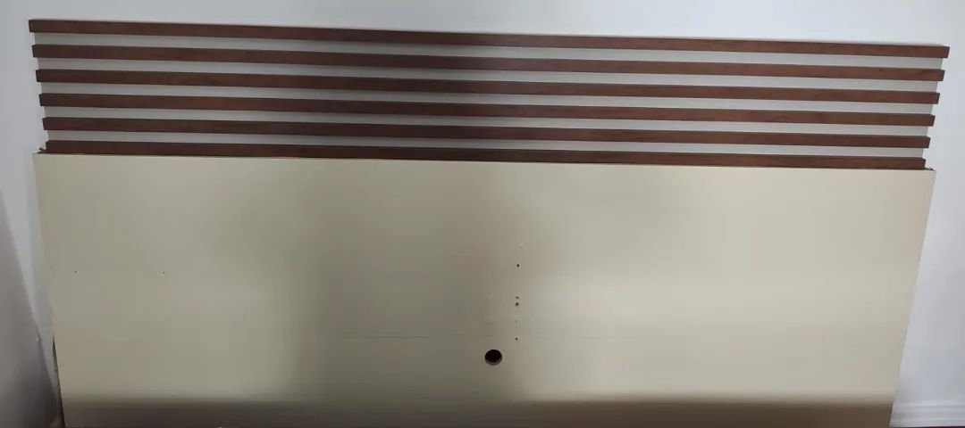 - *Painel suspenso* p/ TV e rack com espelho - Foto 4