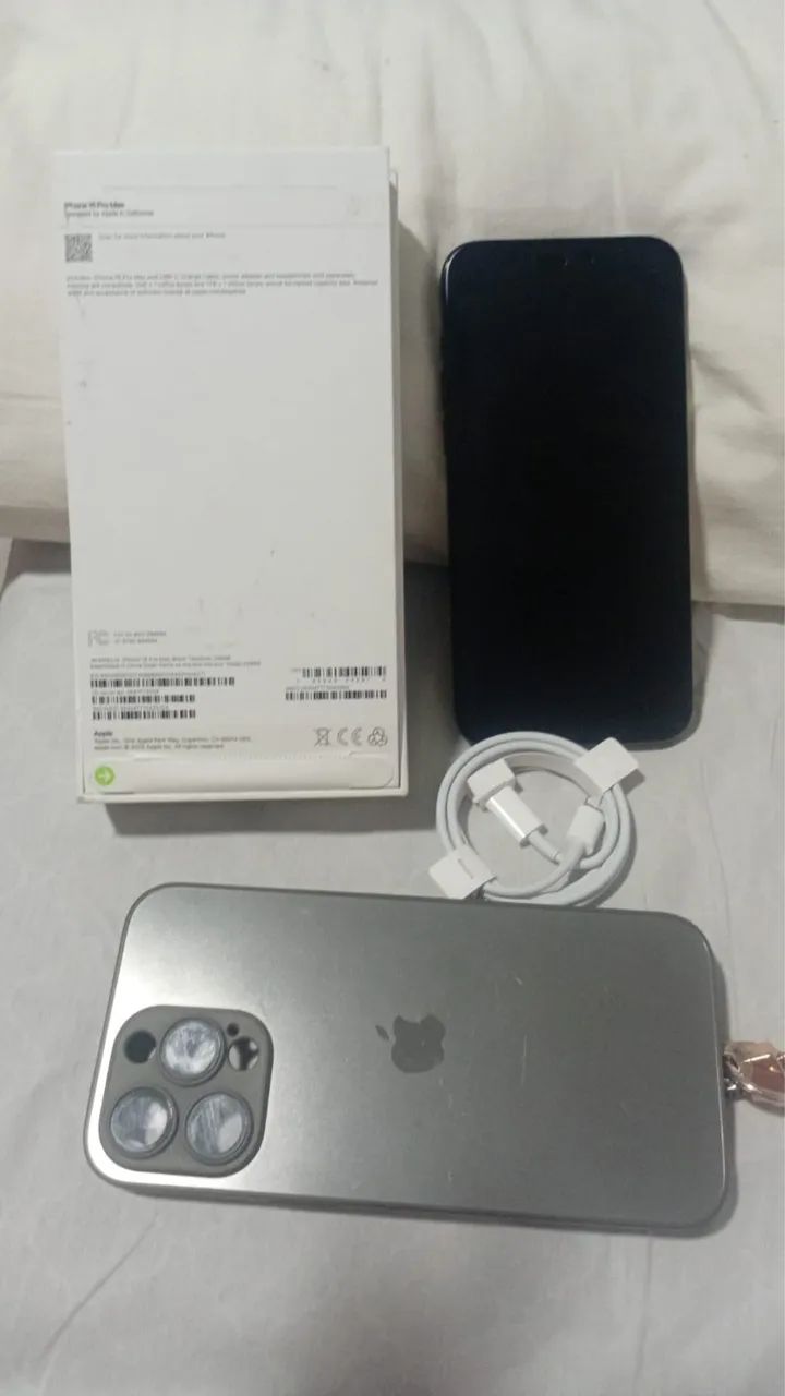 iPhone 15 Pro Max - 256g / Preto -/ Cases grátis  - Foto 3
