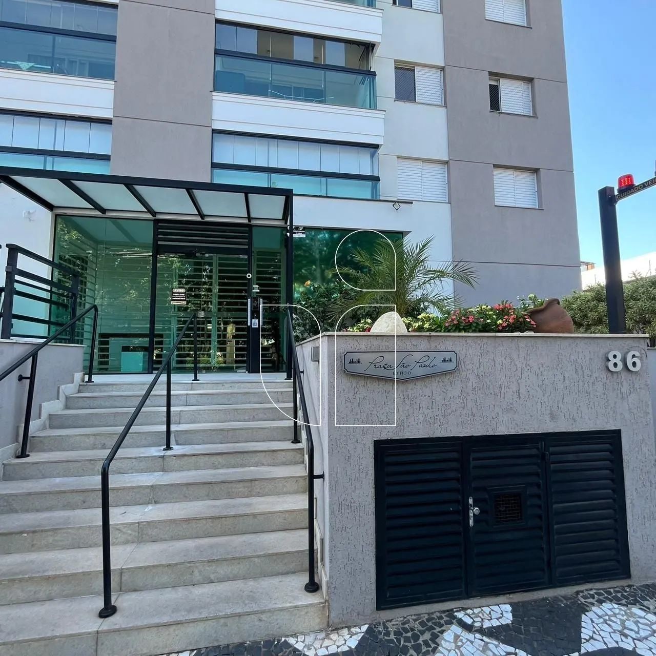 Apartamento Edifício Praça São Paulo - 3 quartos - 1 banheiro - em Marília