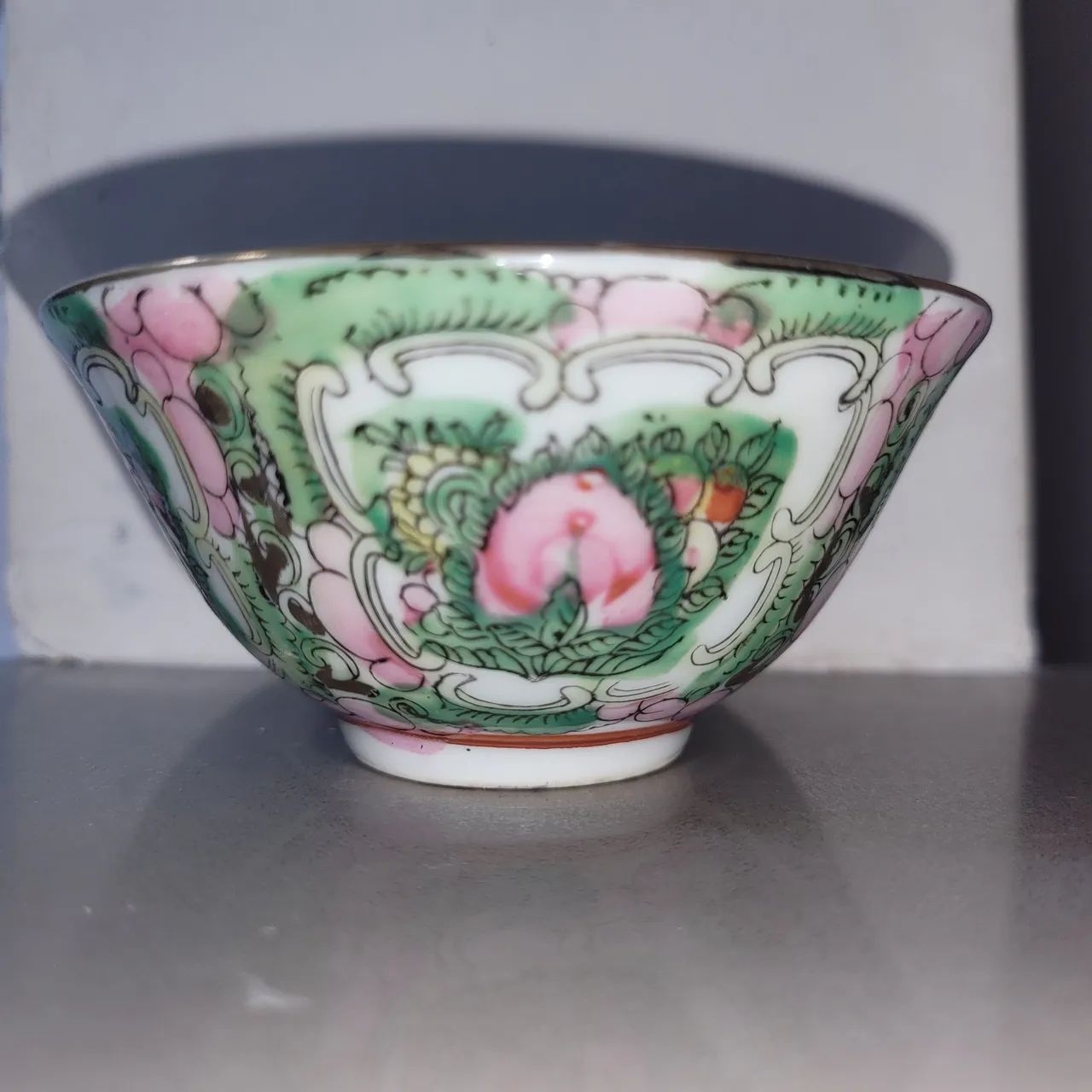 Tigela de porcelana chinesa 