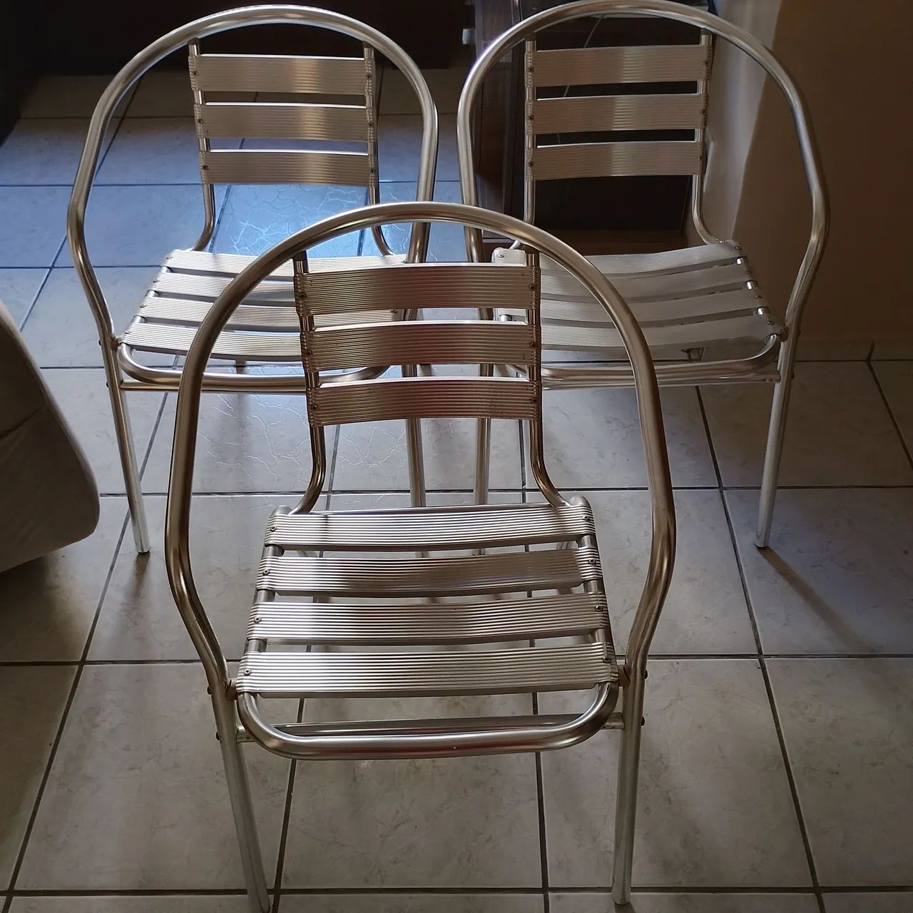 Cadeira em alumínio  - Foto 2