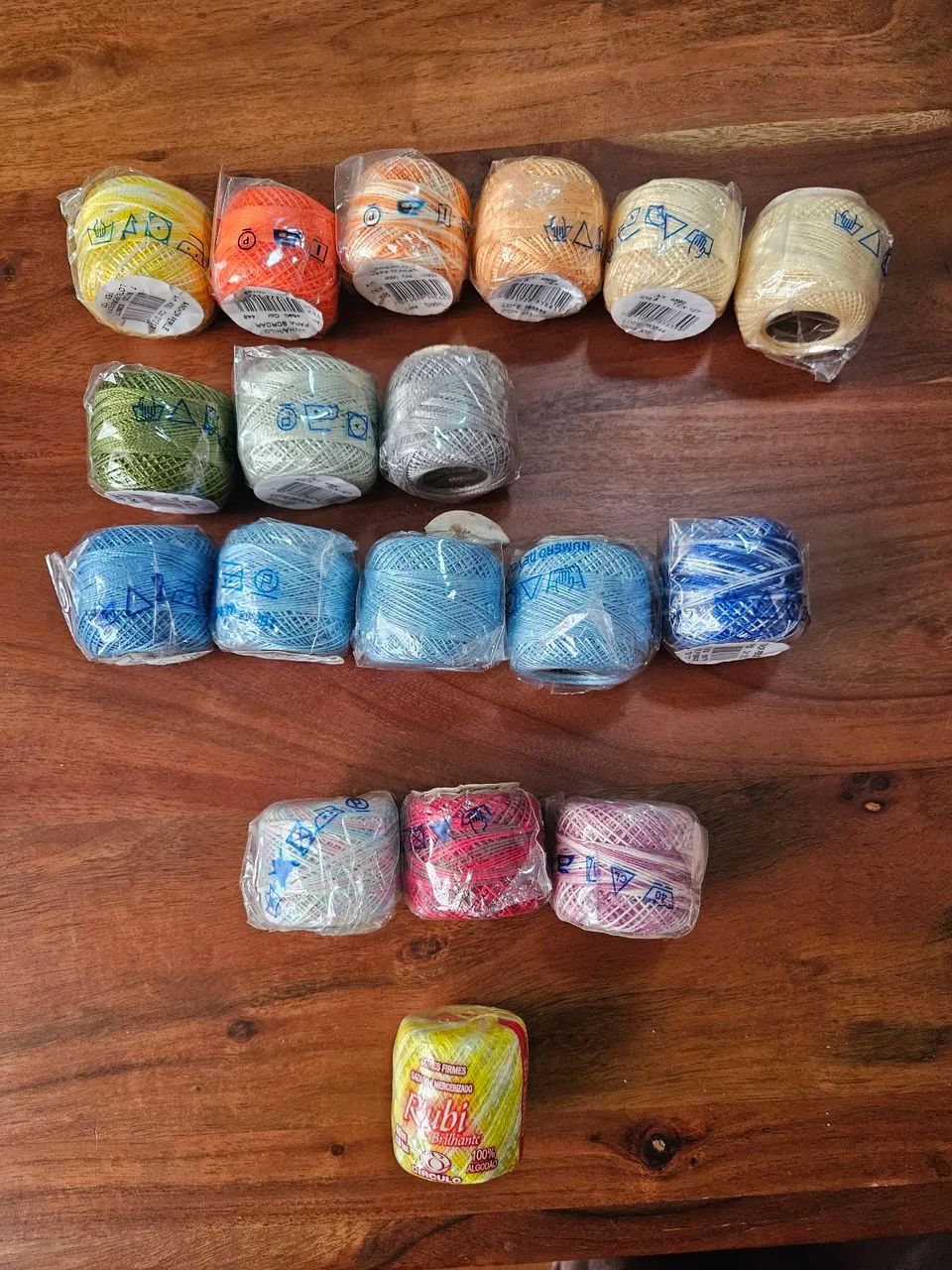 Linhas para bordar - Foto 2