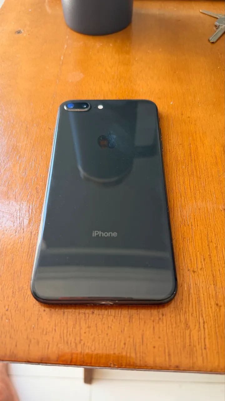 iPhone 8 Plus 64 GB ( Funcionando Perfeitamente ) - Foto 2