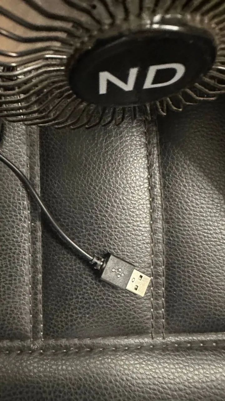 2 ventiladores de mesa USB em bom estado  - Foto 4