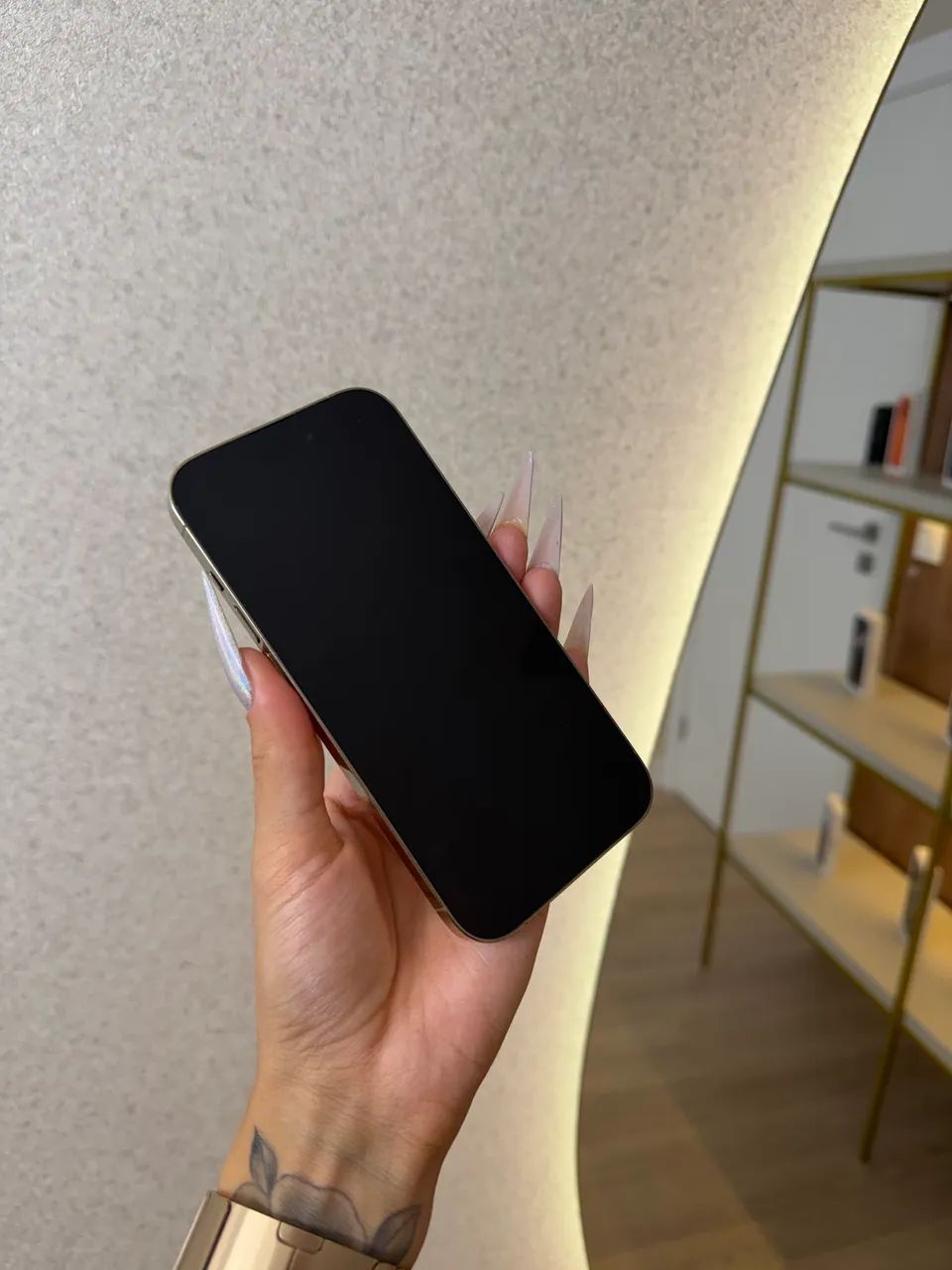 iPhone 14 Pro 128GB Gold  - Foto 4